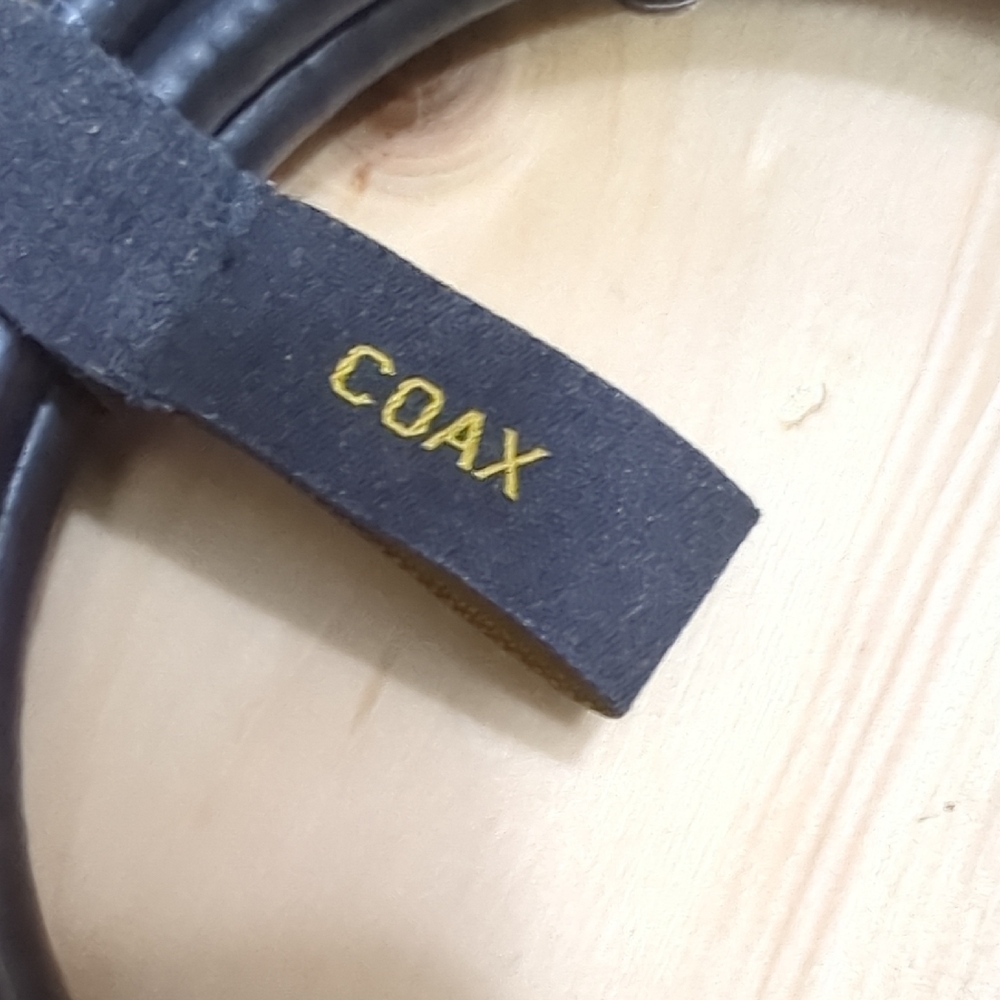 Helix Black Wired Router Cable - Picture 2 of 3